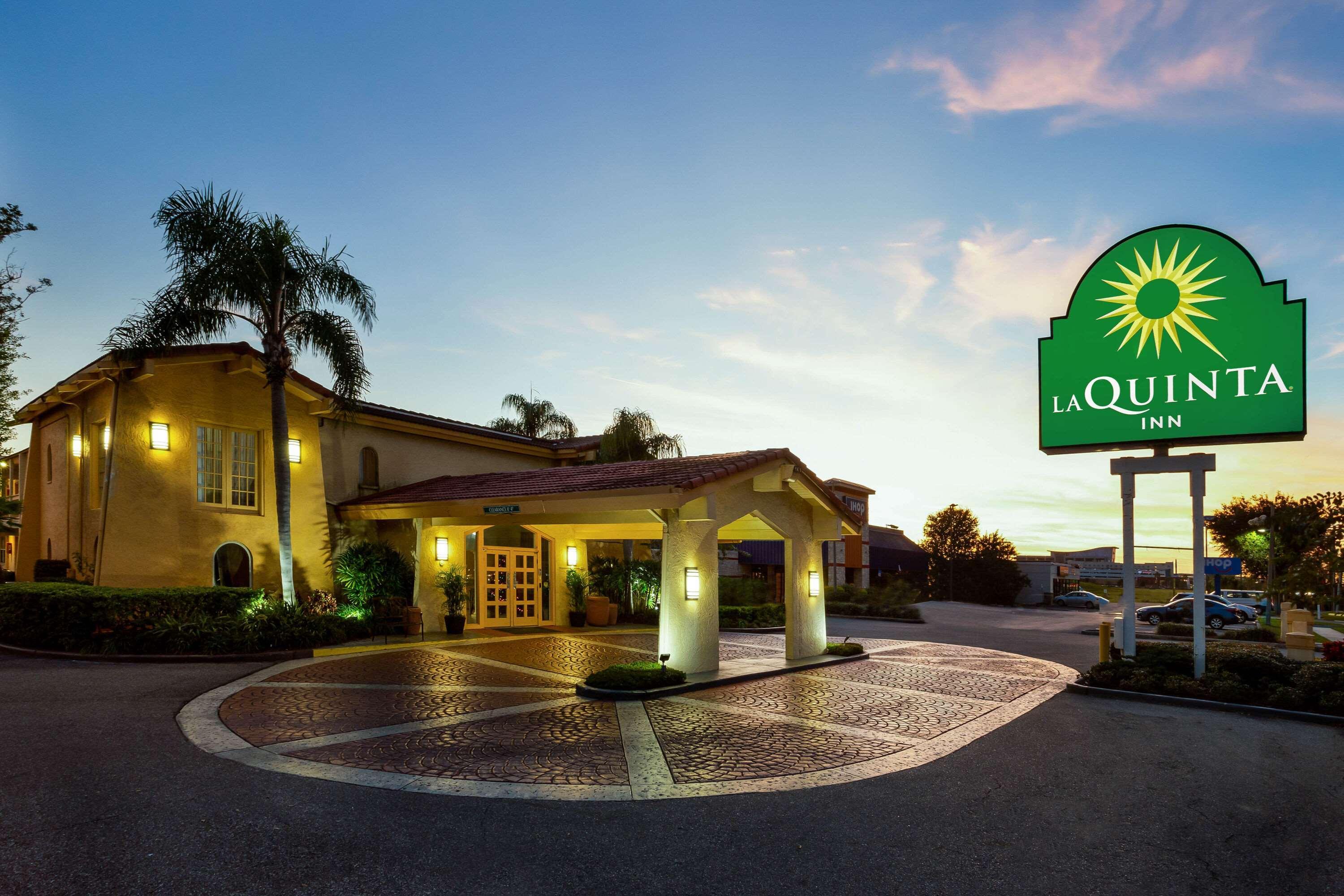 La Quinta Inn Tampa Airport Stadium Westshore Экстерьер фото